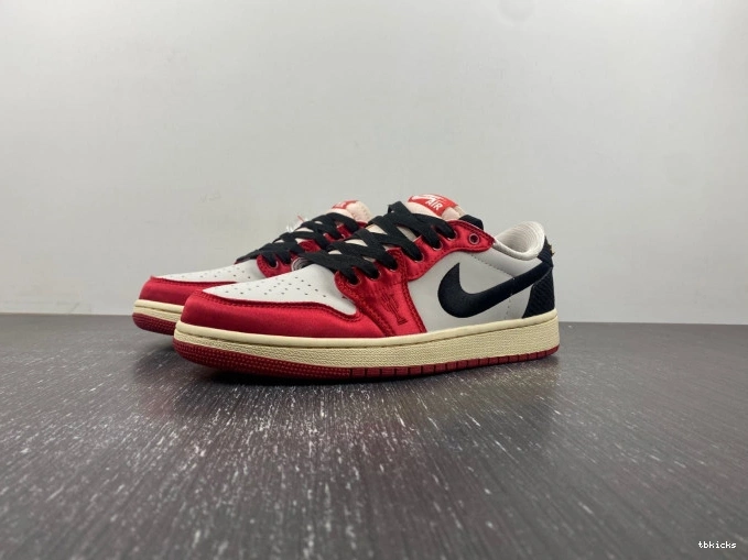 Reps TBK Trophy 1 FN0432-017 x Jordan Room Low OG Home Air 0708